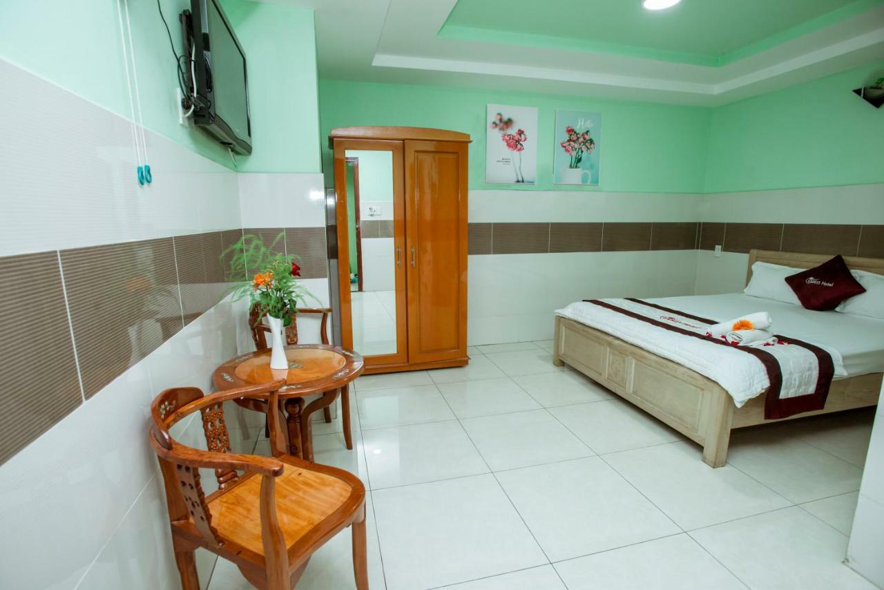 Eden Sài Gòn Hotel *
