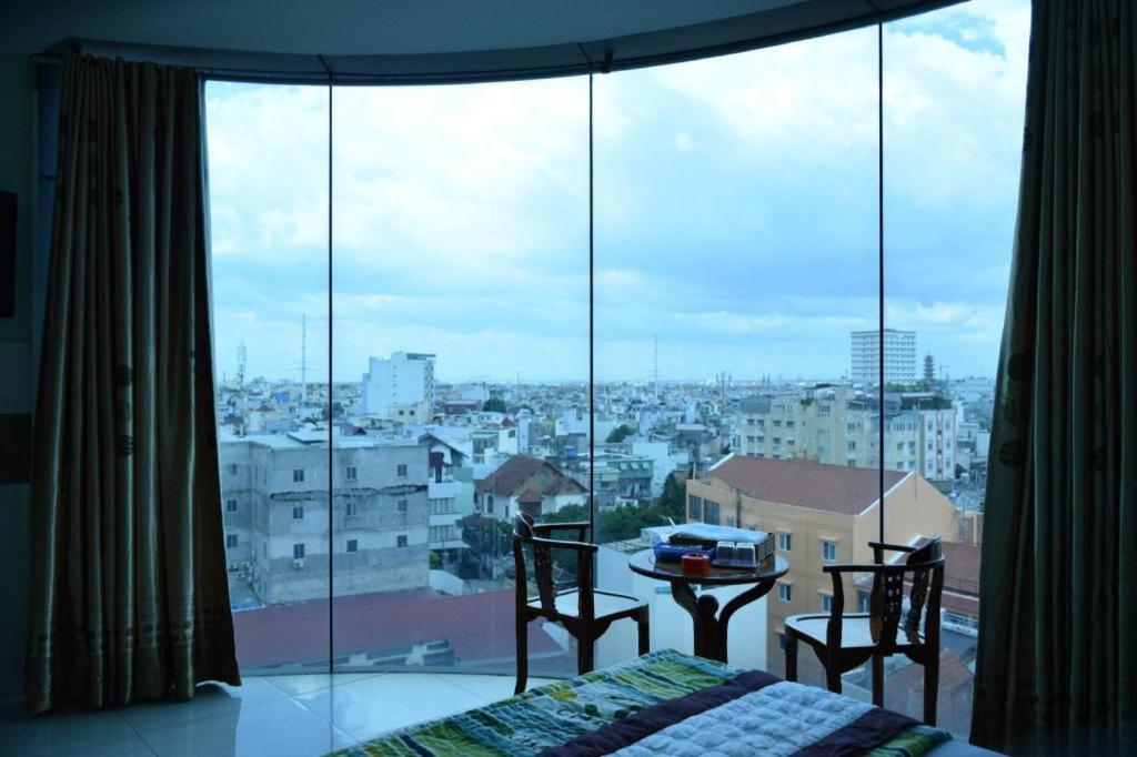 Eden Sai Gon Hotel *